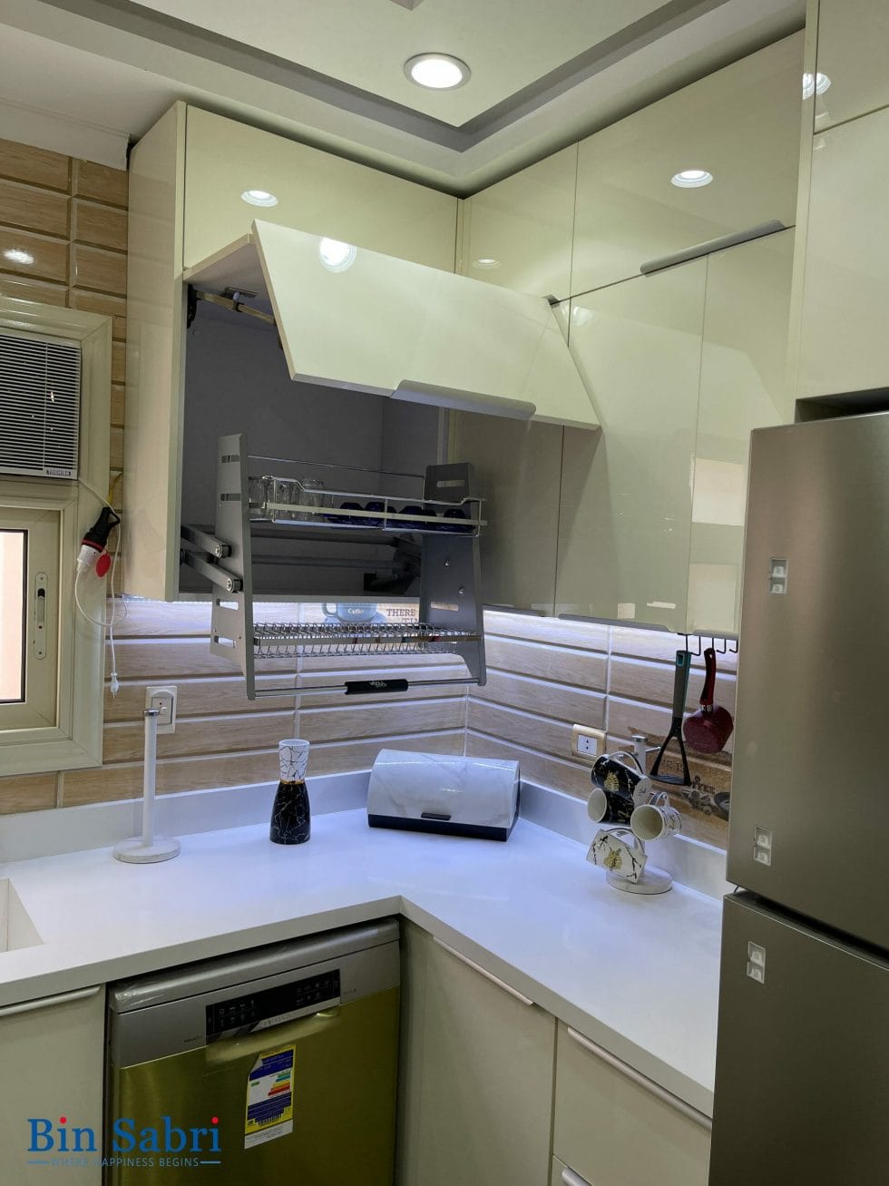 مطبقية مودرن من اكسسوارات مطابخ مودرن 2025 بن صبرى