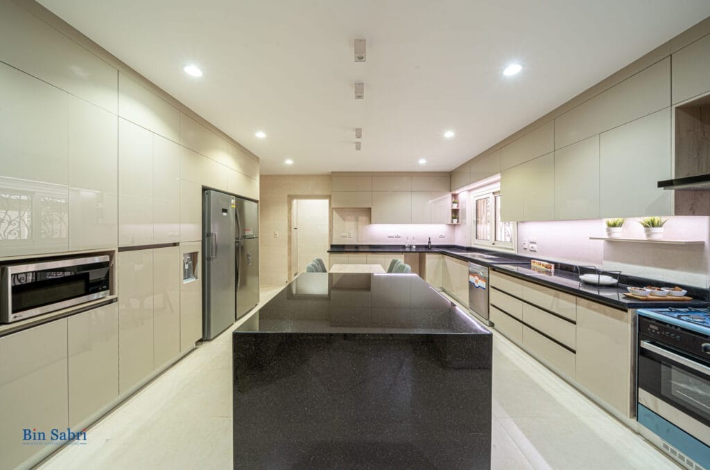 High Gloss Alvic