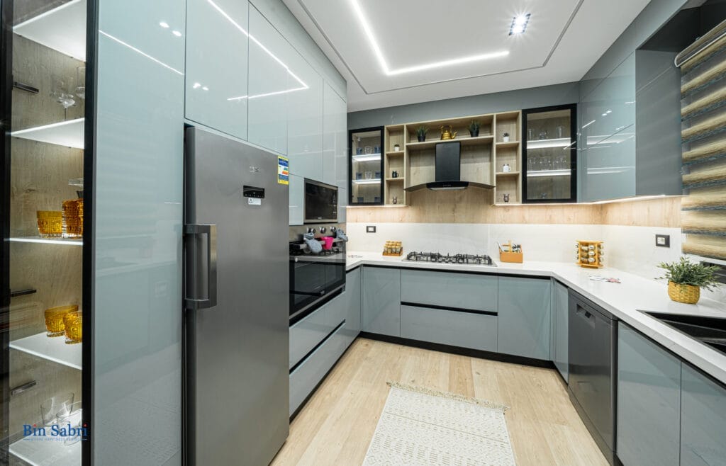 مطابخ بولى لاك